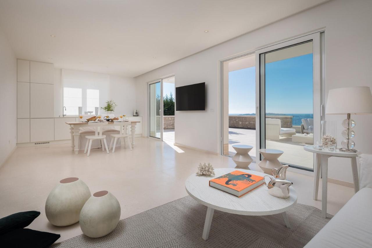 Luxury Seafront Villa Primosten Glamour With Private Pool, Sauna And Gym At The Beach In Primošten Exterior foto